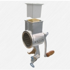 M�q. de ralar de ferro