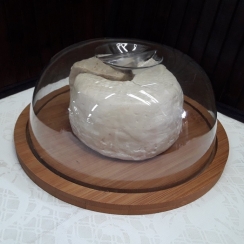Porta queijo de bambu